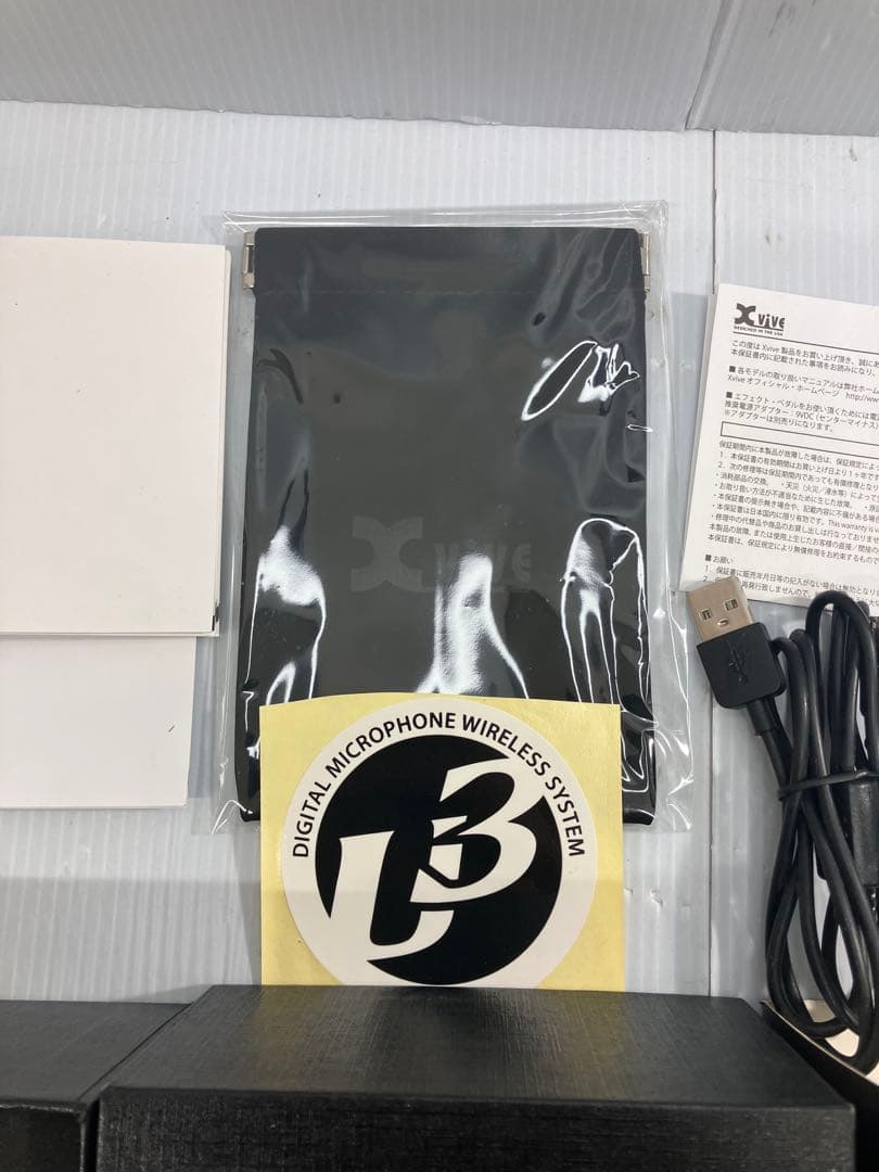 ①XVIVE U3 ダイナミック マイクロホン ワイヤレスシステム