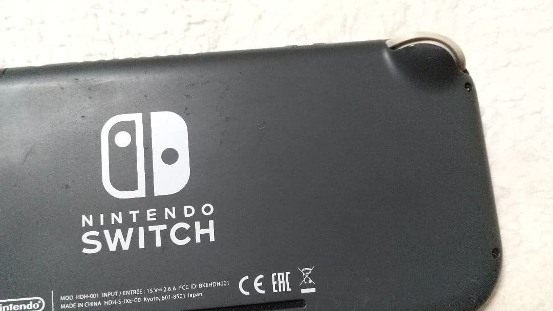 ジャンクNintendo Switch Lite グレー 本体液晶不良 通電