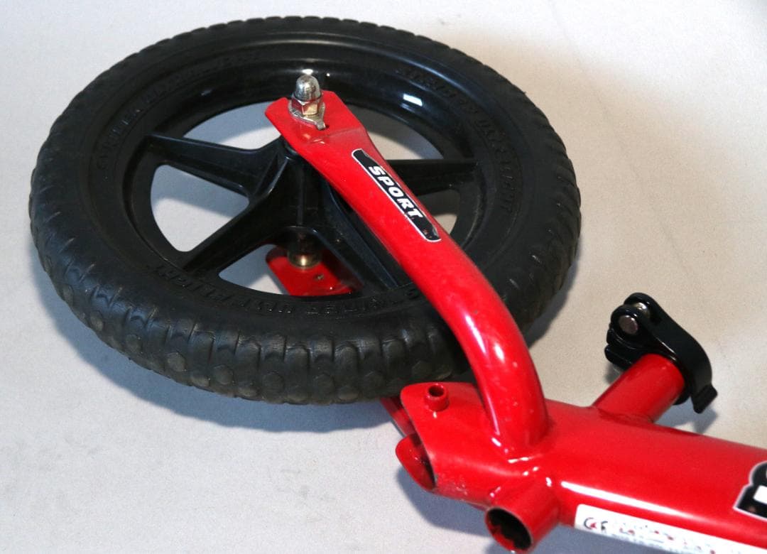 STRIDER 12 Sport バランスバイク レッド