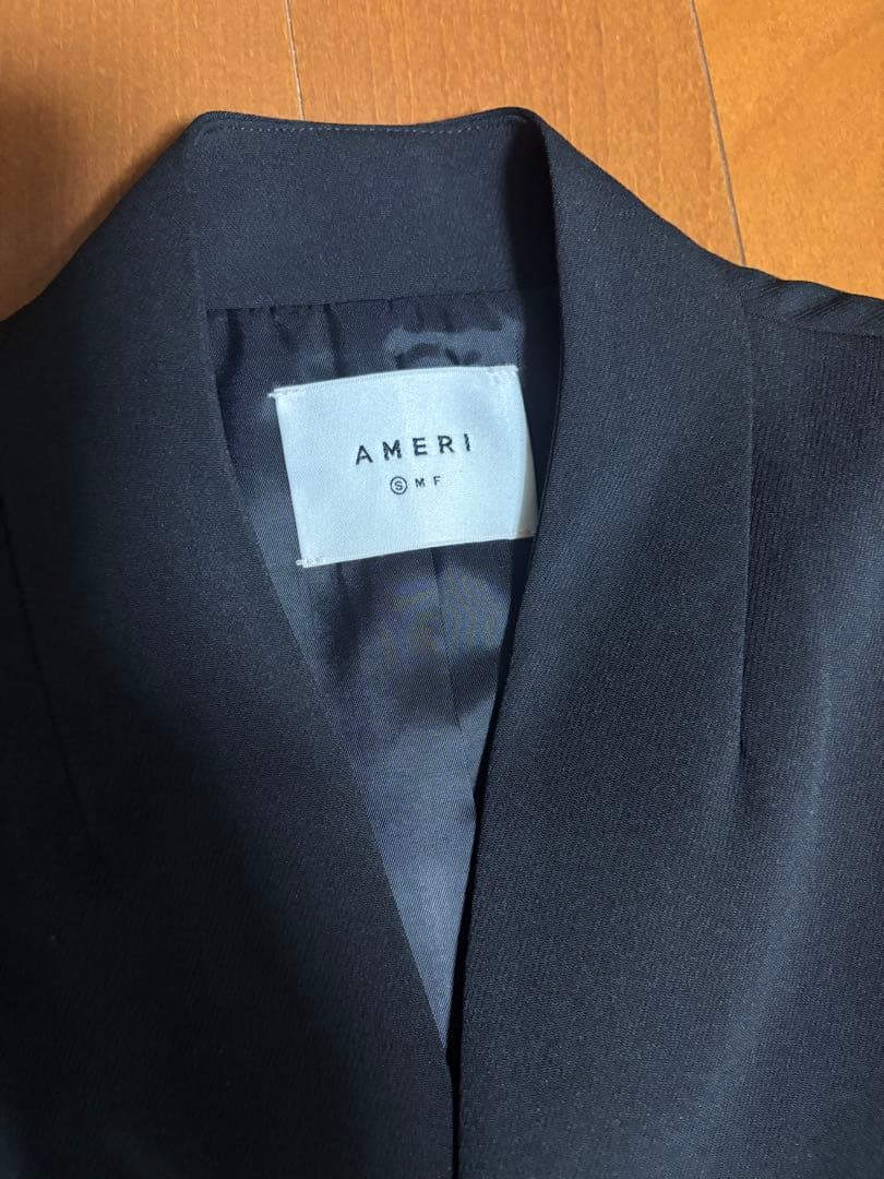 AMERI ブラック ベスト　アメリヴィンテージ