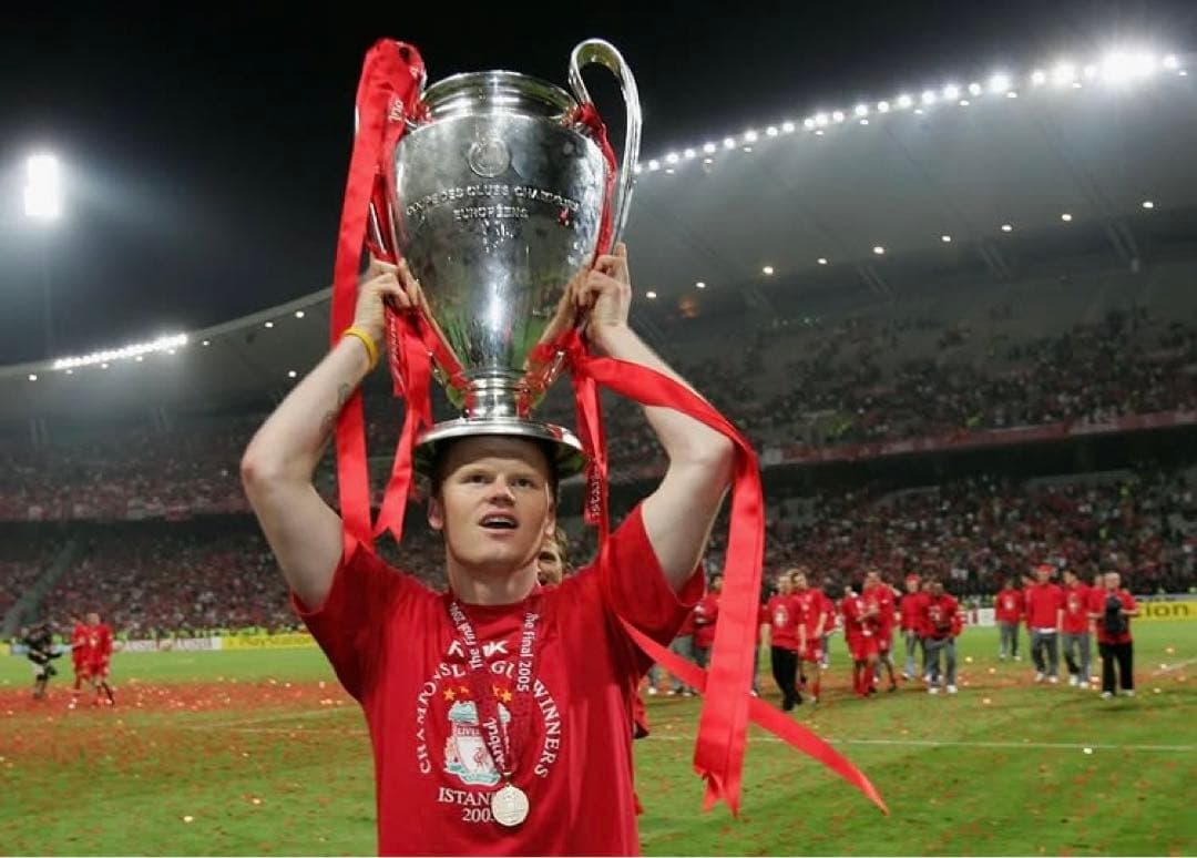 リバプールFC リーセ直筆サイン入りフォトフレーム(04/05CL優勝記念限定)