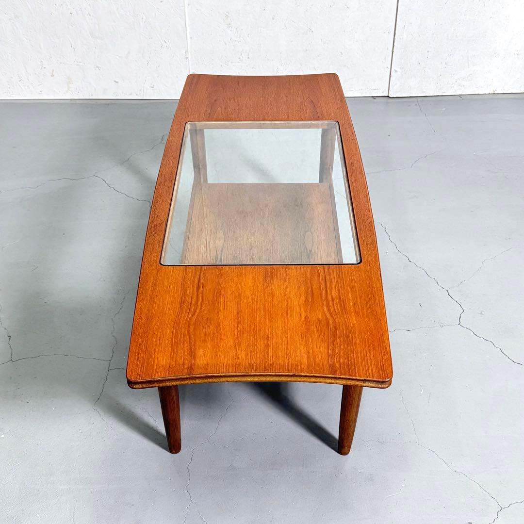 Harris Lebus / ガラストップ　ビンテージ　コーヒーテーブル 301