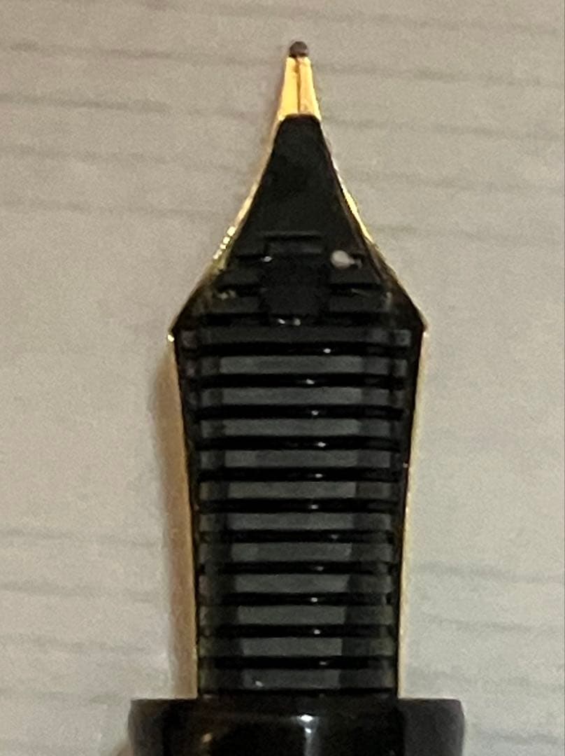 セーラー万年筆 プロフェッショナルギア 金　中字（M）21K 美品　調整済み