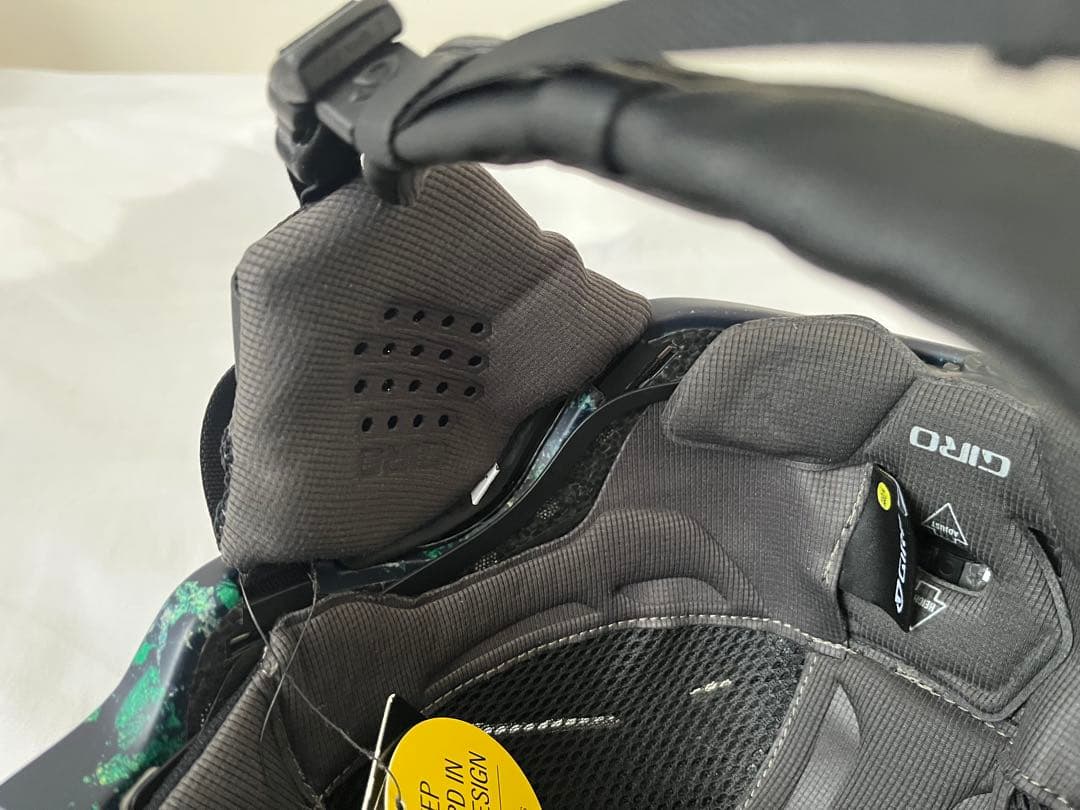 GIRO スノーボードヘルメット グレー