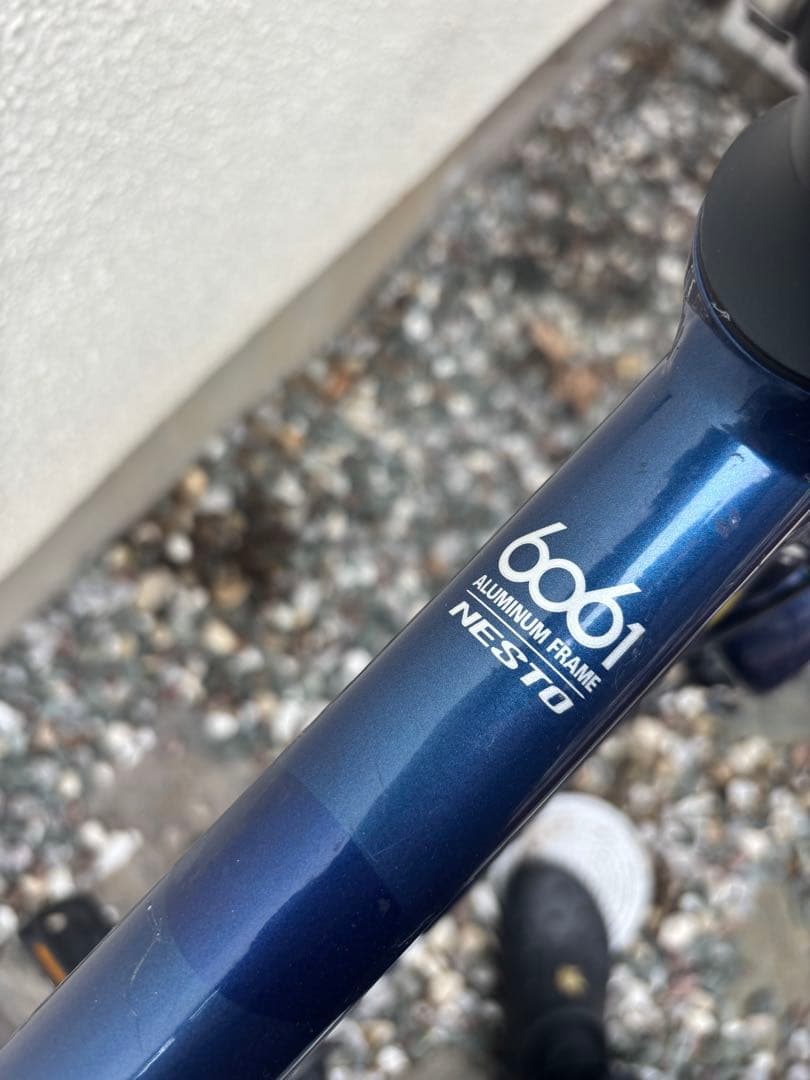 クロスバイク　NESTO VACANZE 21段ギア