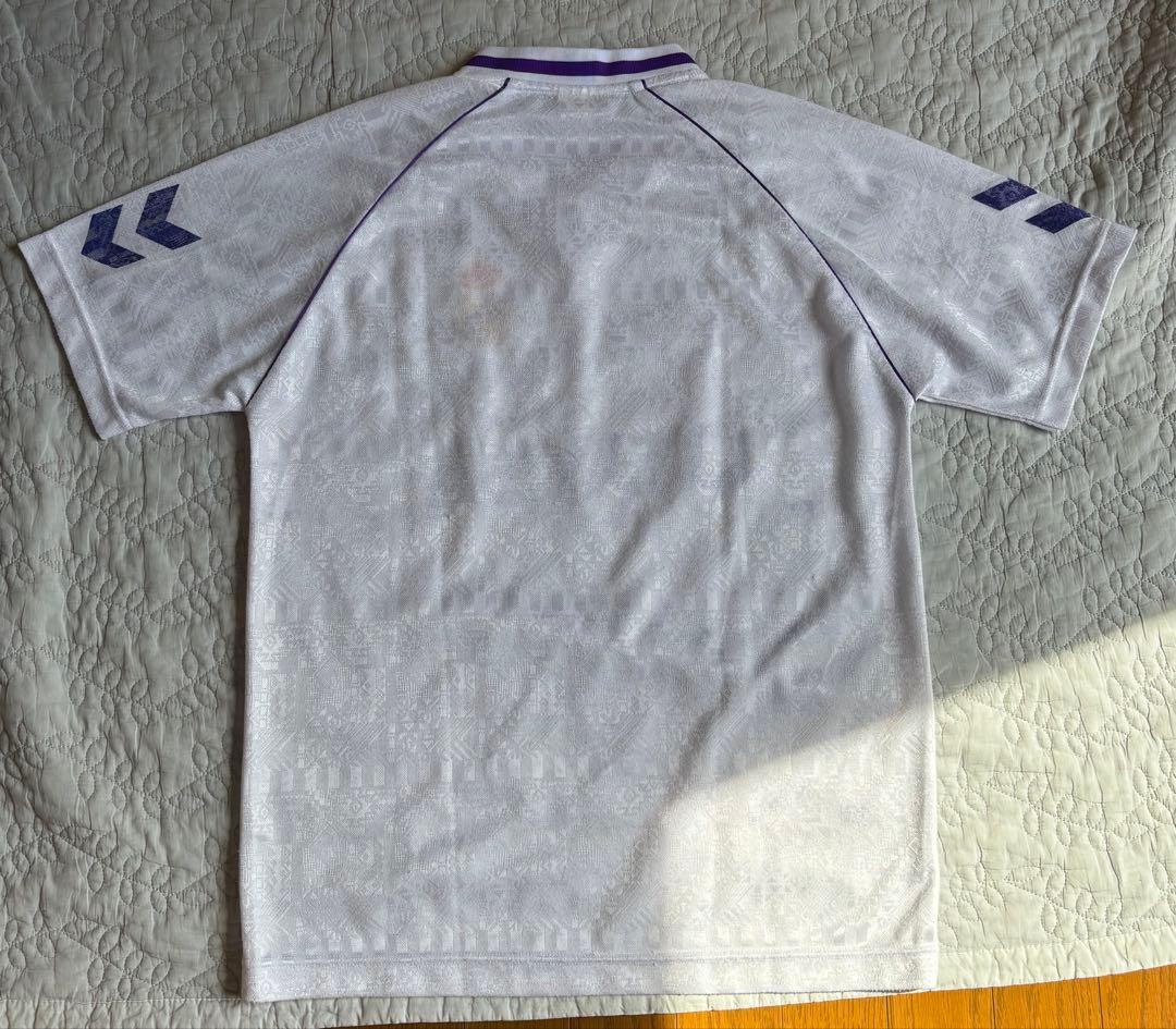 1990-92 Real Madrid ユニフォーム　ホワイトシャツ Vネック