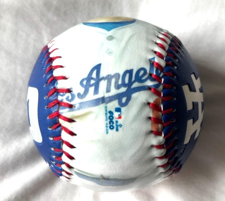 ドジャース 大谷翔平 2025個限定 サイン/画像/背番号/ケース/スタンド付き