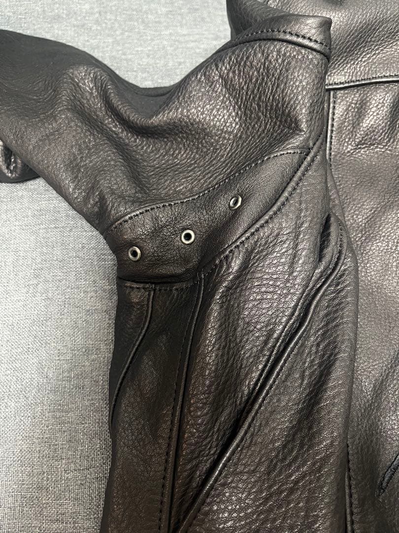 ク*ド様 SUGIZO着 kiryuyrik カウレザー エンブロイダリー レザ