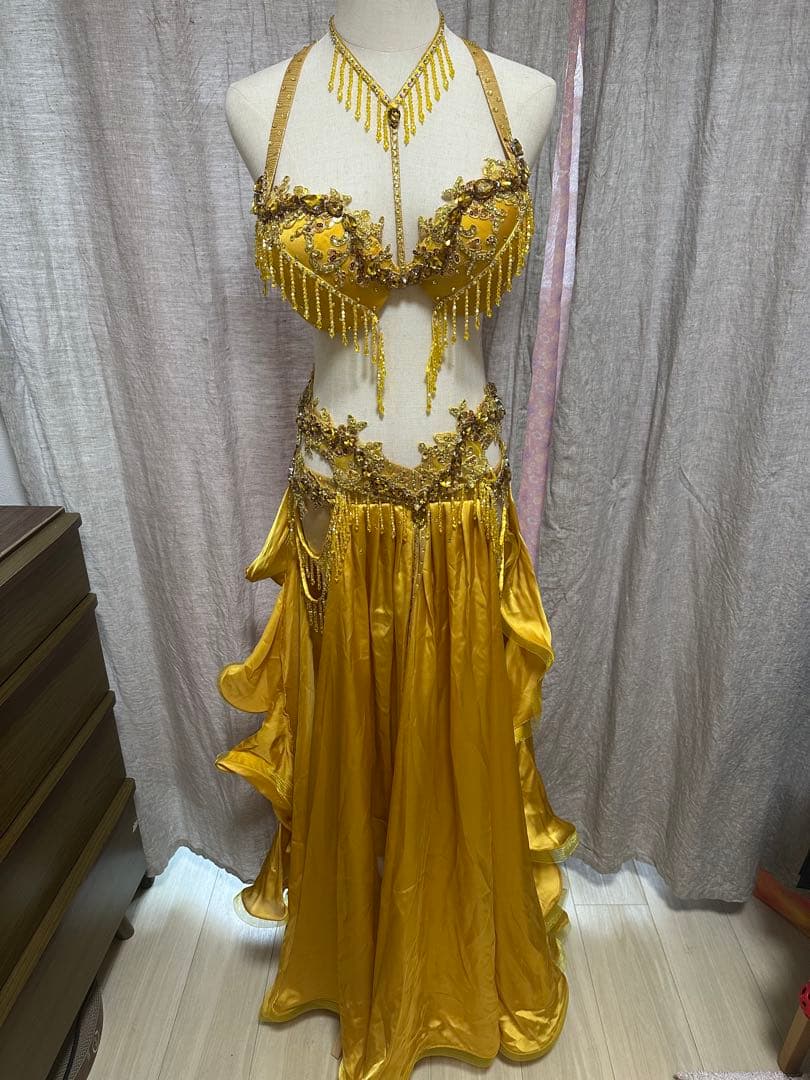 <春節祭>波　オーダー豪華衣装　新品　ベリーダンス　4点セット