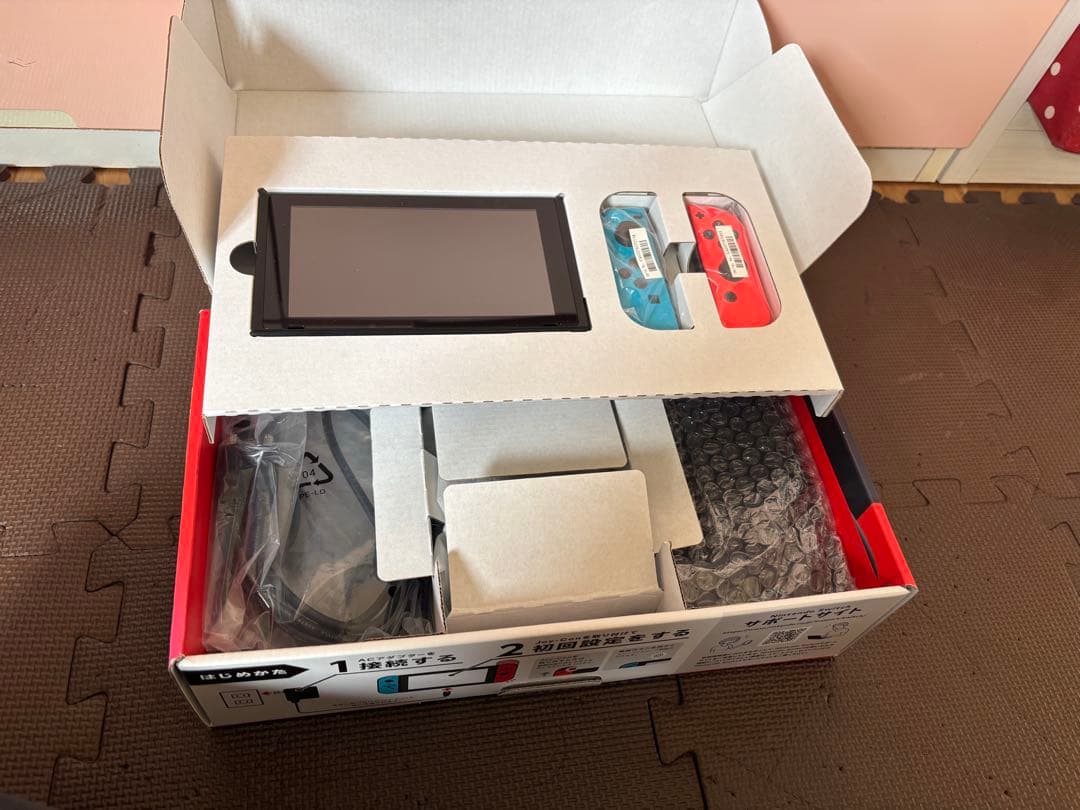 Switch本体（バッテリー強化版）+ハンドルコントローラー+ケース