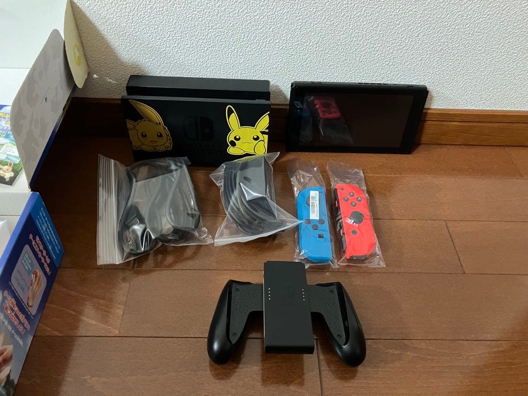 Nintendo Switch 本体 ポケモンピカチュウイーブイモデル
