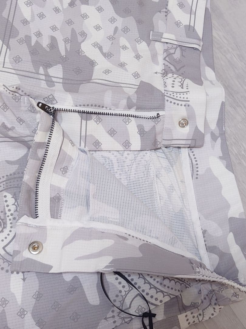 新品XLサイズ カモ柄セットアップ ゴルフウェア 上下セット LL