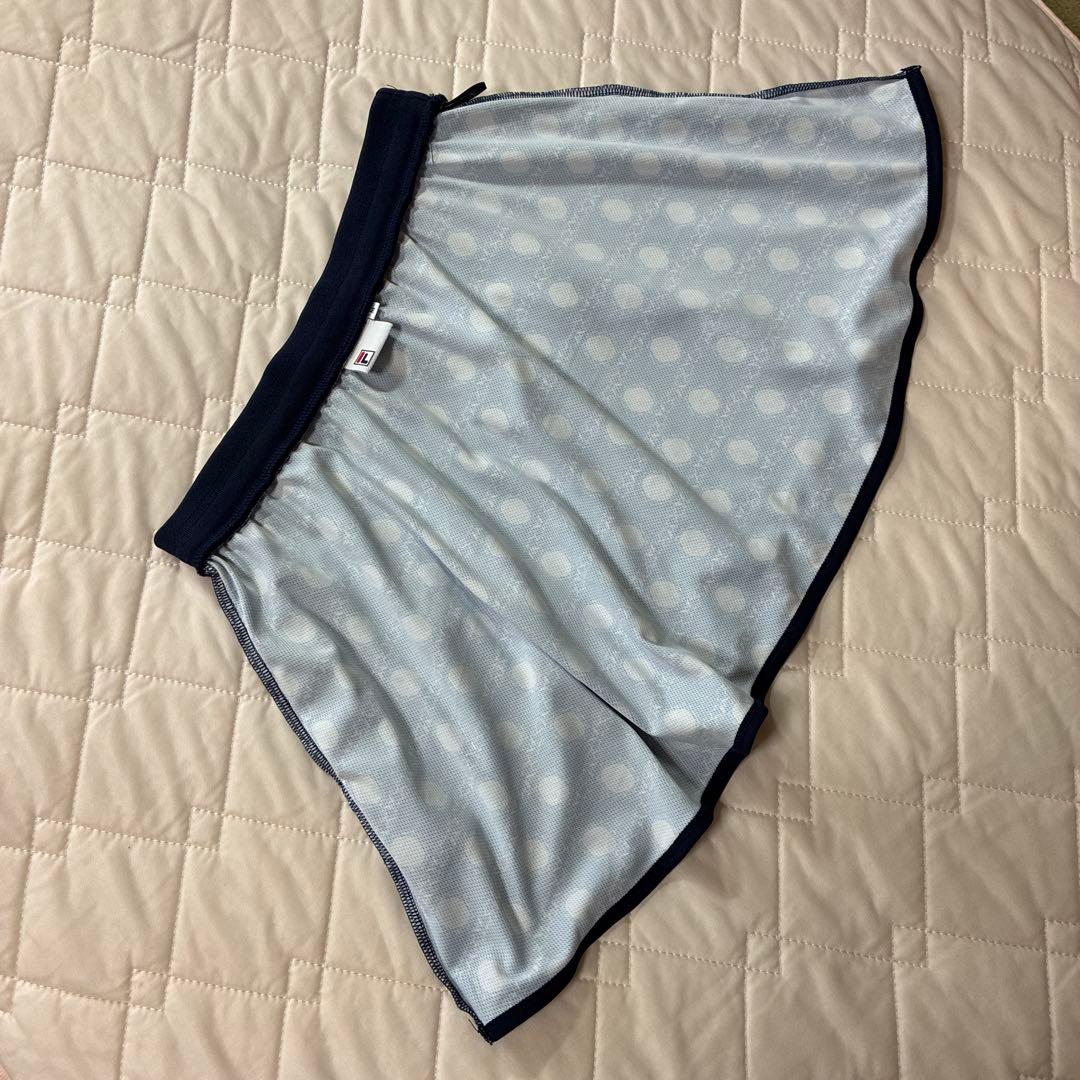 フィラテニスウェア　上下セット