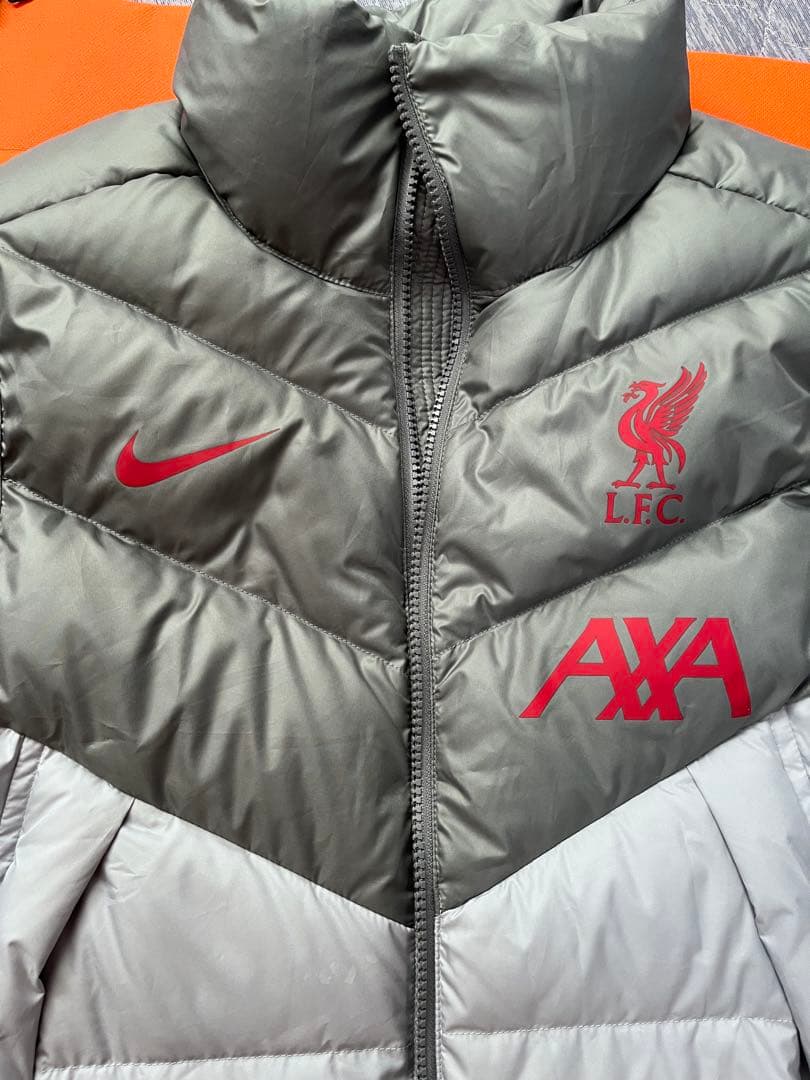 【中古】NIKE 23-24 リバプール　Padded Gilet