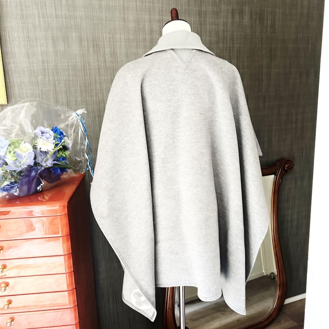 未使用　LOUISVUITTON ヴィトン モノグラム　ポンチョ　ケープ