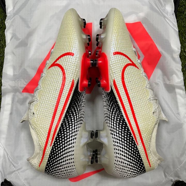 シューズ NJR Mercurial Vapor 13 Elite AG-PRO