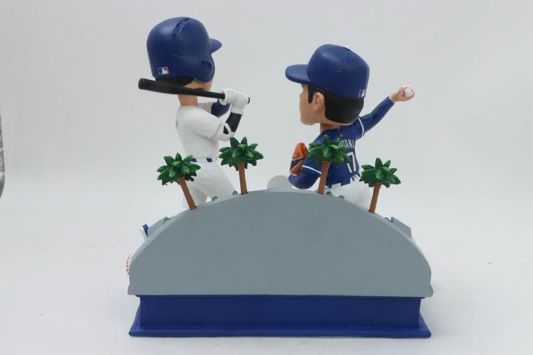 大谷翔平 デュアルボブルヘッド 2025 Sho-Time FOCO社製 二刀流
