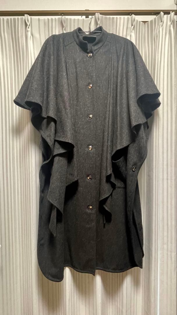 LA BELLE ETUDE ドレープケープコート