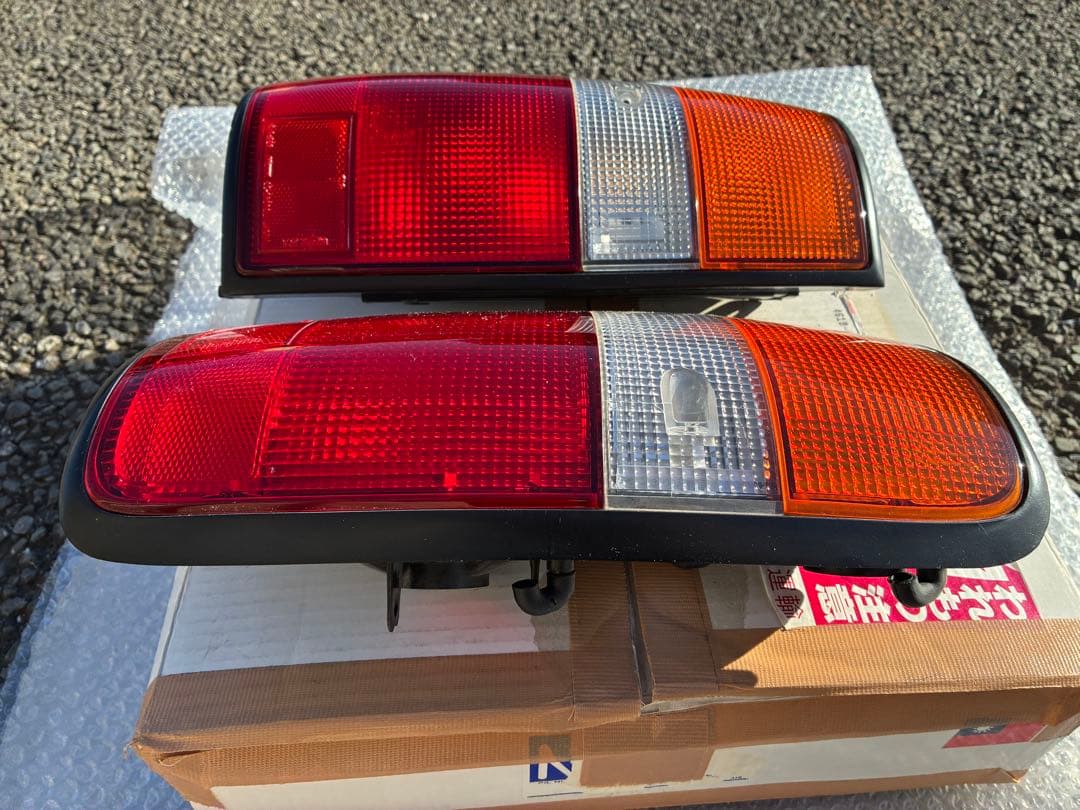 ランクル80 テールランプ テールライト 左右セット トヨタ純正