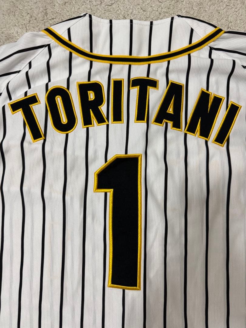 阪神タイガース TORITANI 1 ユニフォーム　サイズO