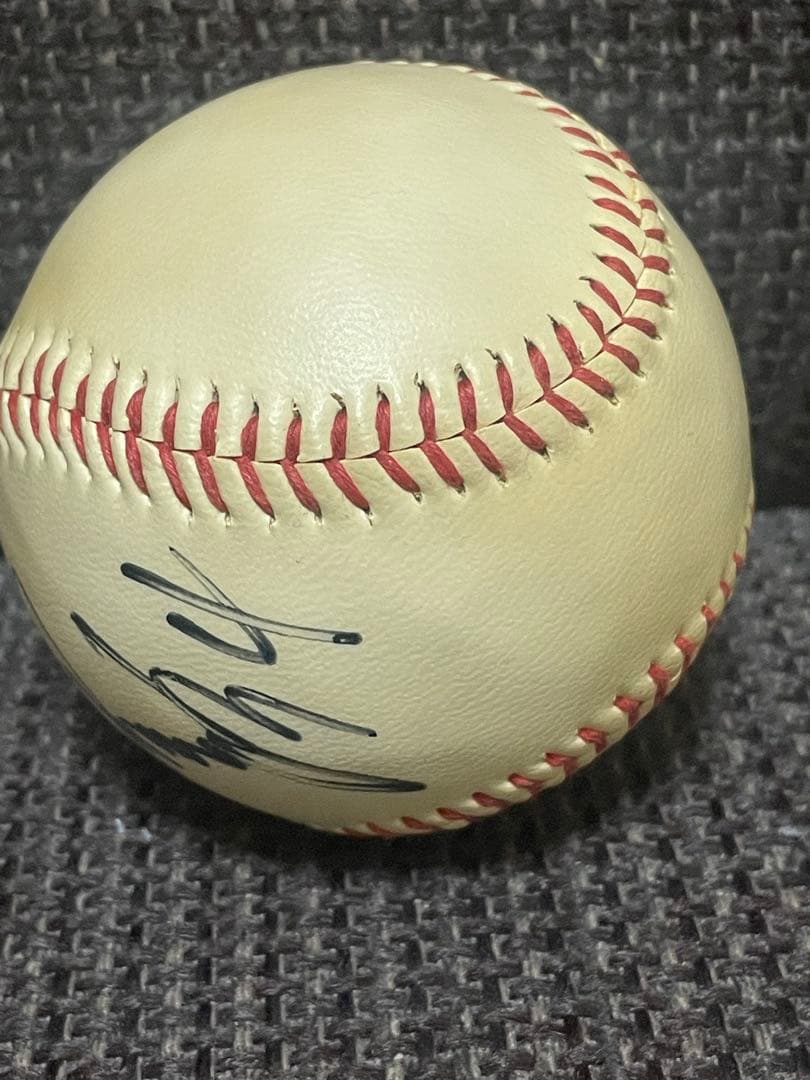正田耕三 4番 直筆サインボール ◆ 1980年代　広島東洋カープ