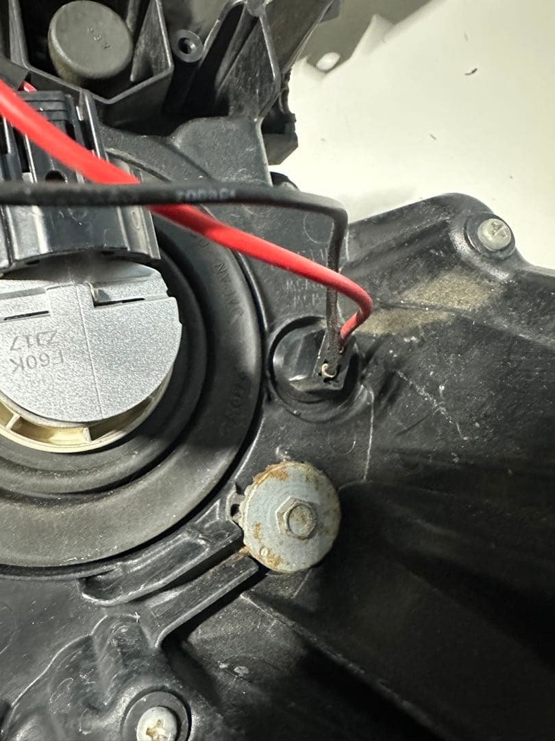 30プリウス US風　ハロゲンヘッドライト