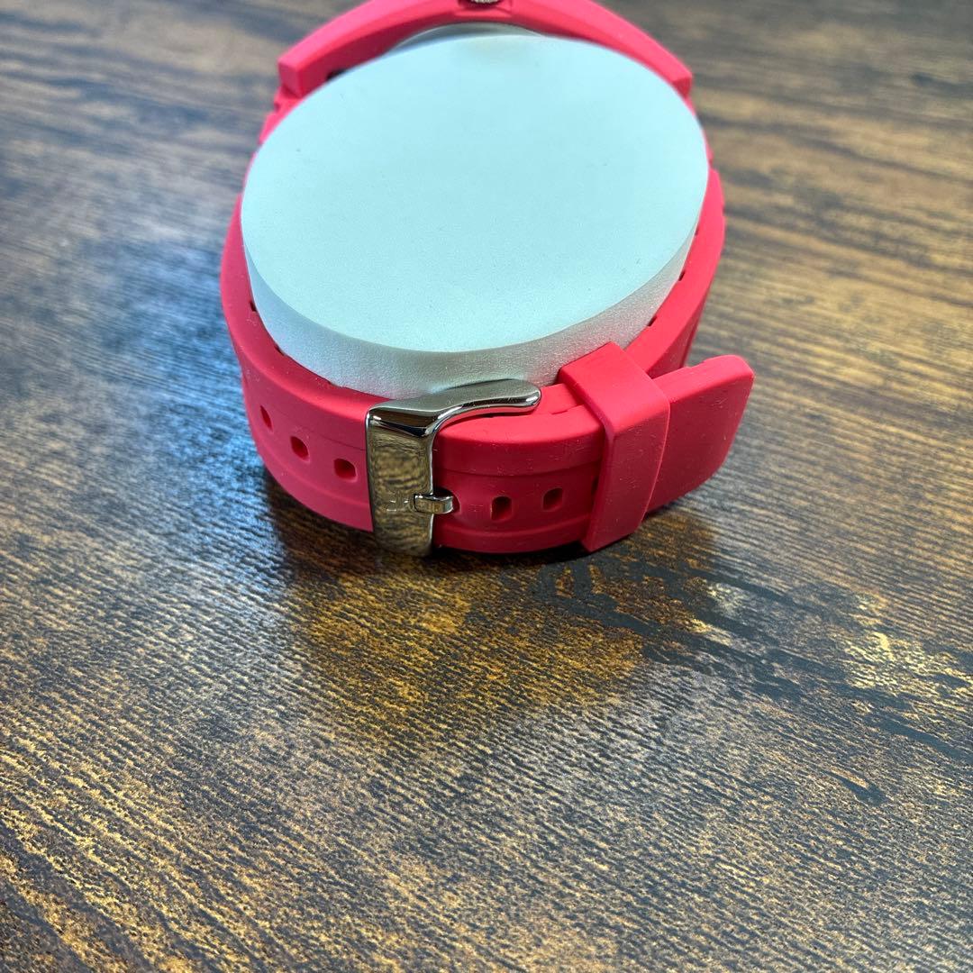 adidas レッド ラバーベルト 時計