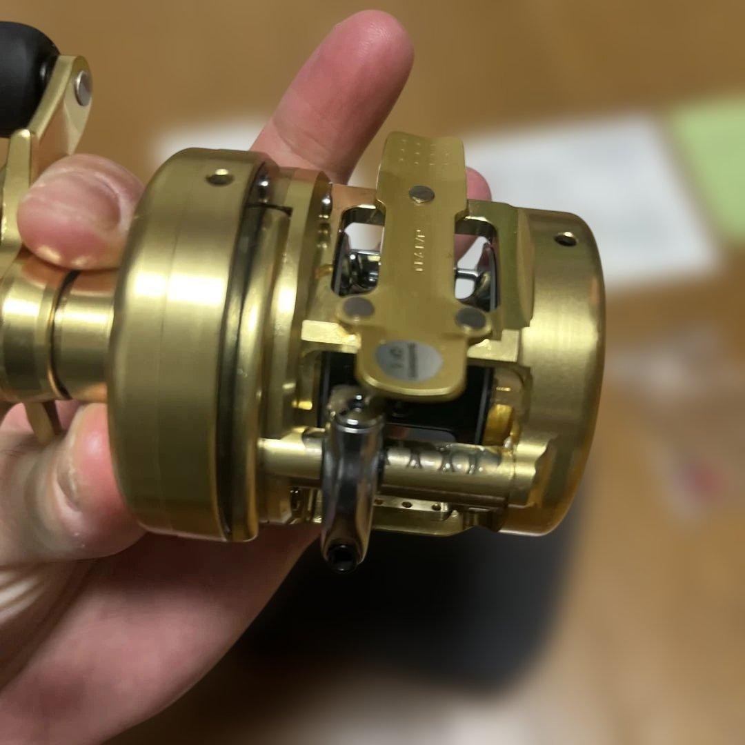 【未使用】シマノ　カルカッタ　コンクエスト 201HG 左