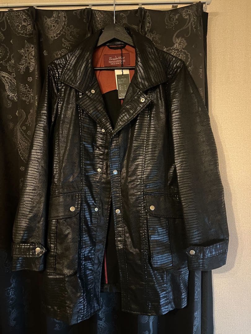 TORNADO MARTトルネードマートリザードエンボスコートブラックL 新品