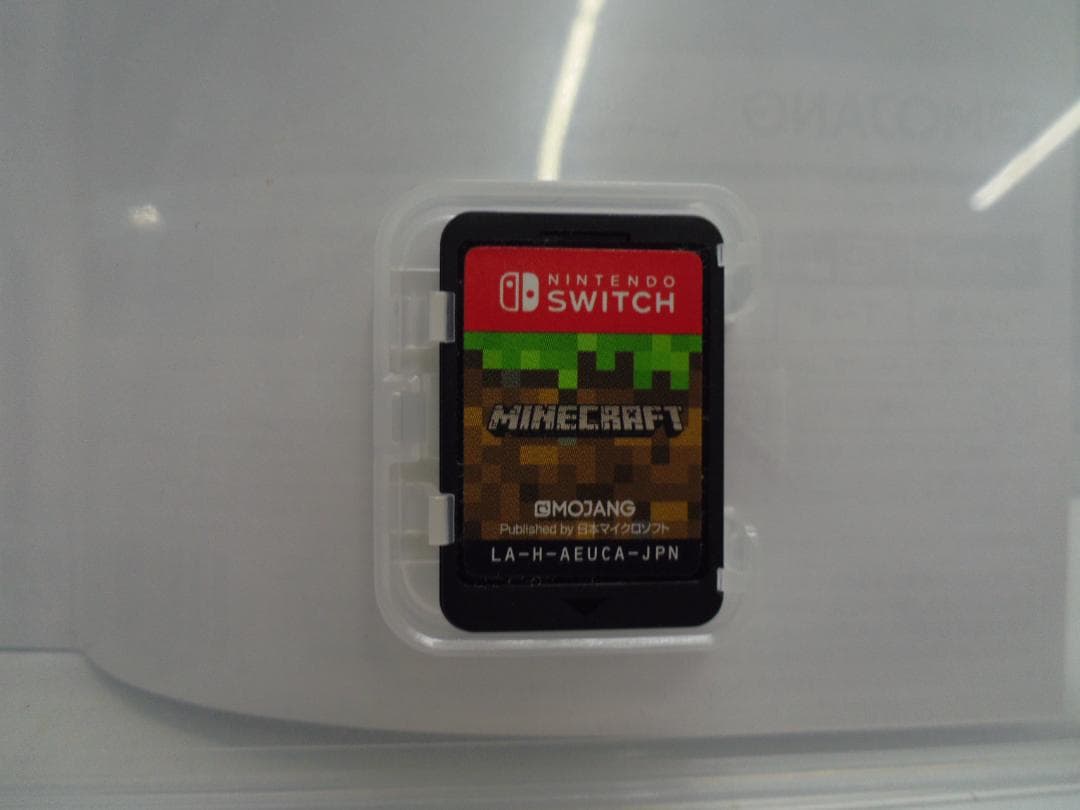 【中古】Switchソフト あつまれどうぶつの森 & マインクラフト　セット