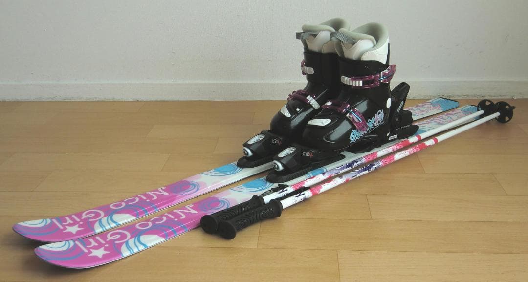 ■■最終特価■送料無料■ジュニアスキーセット■板130靴23■WAX済■女の子■
