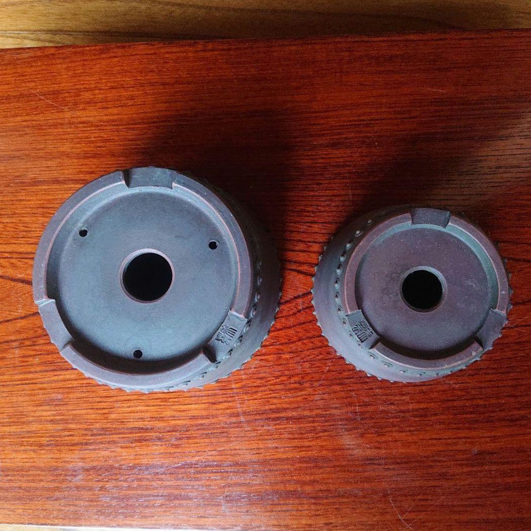 な*ン様 鋲打ち盆栽鉢 2個セット