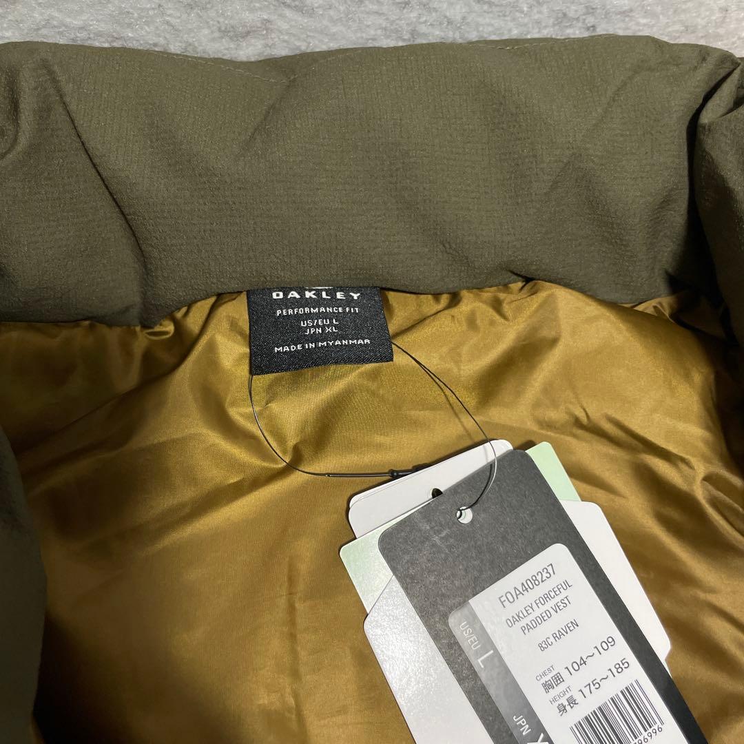ベストOAKLEY FORCEFUL PADDED VESTメンズ