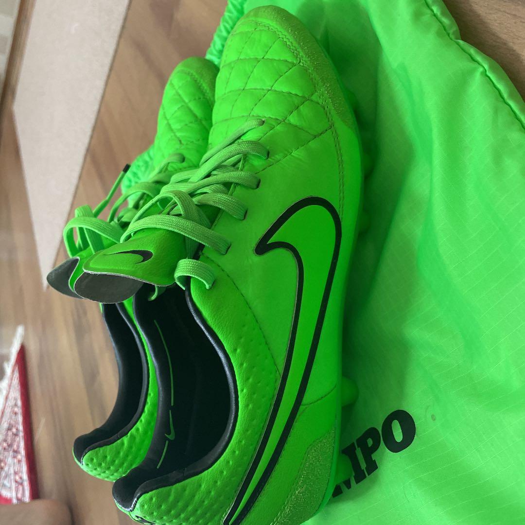 ティエンポレジェンド　25センチ　ナイキ　スパイク