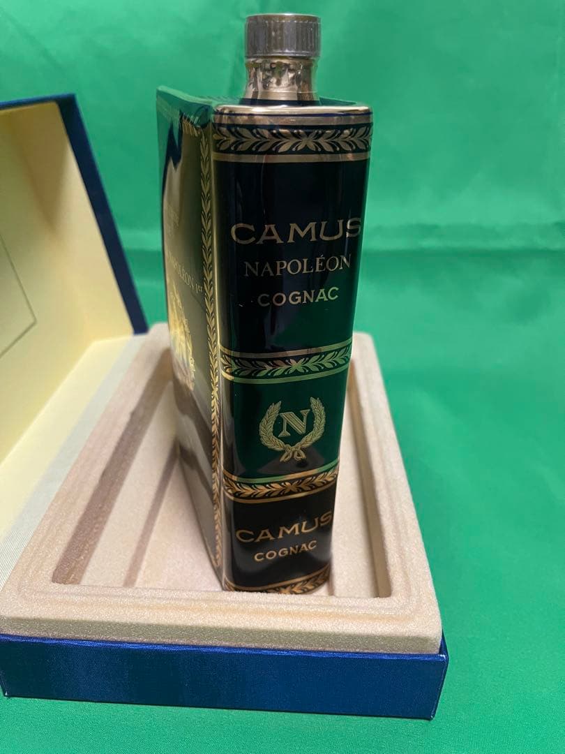 カミュ ナポレオン ブック 陶器ボトル 青　古酒