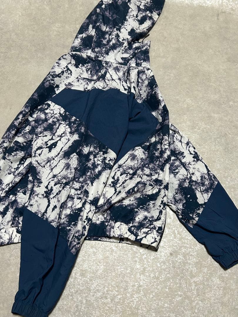 極美品 OAKLEY ENHANCE GRAPHIC WIND L 総柄 メンズ