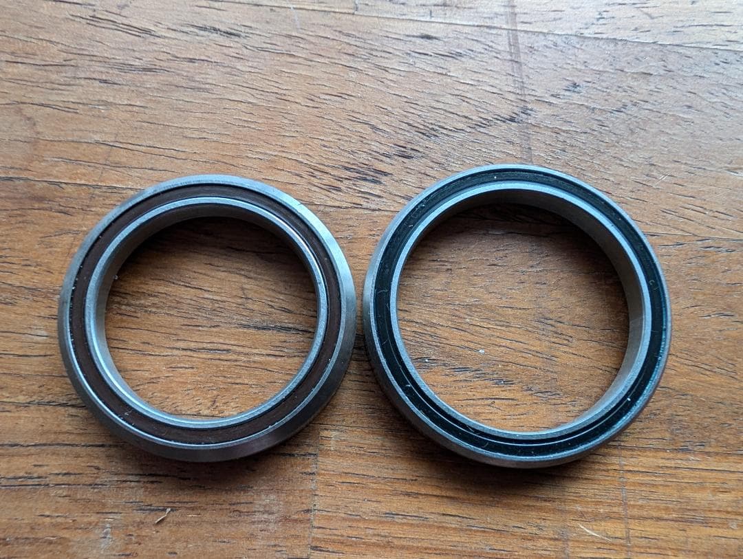 MERIDA 　フルカーボンフォーク　ディスクブレーキ　1-1/8~1.5