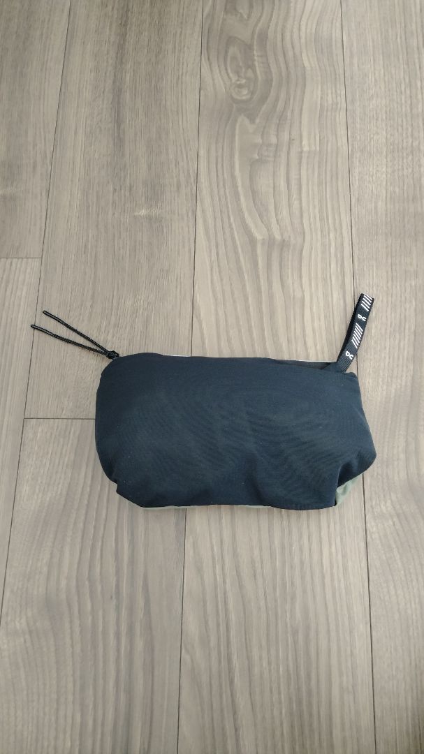 On オリーブグリーン ジャケット