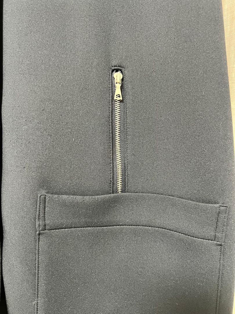 アドーア　ロングジレ　ネイビー