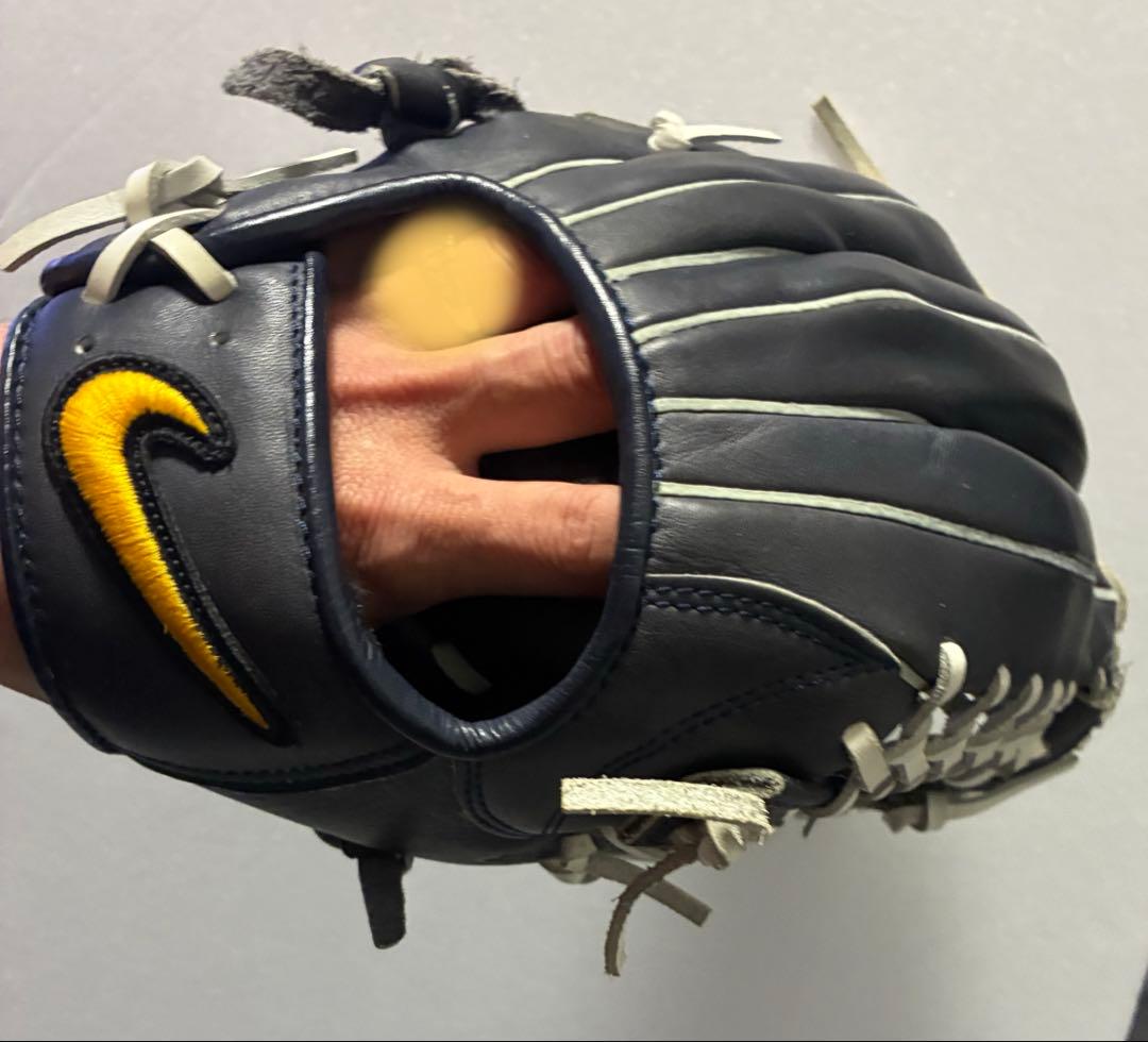 NIKE【ナイキ】オールラウンド 右投げ 軟式グローブ　成人・大人向け