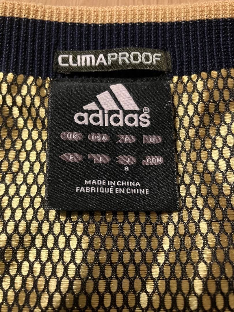 アディダスプロフェッショナル ウィンドブレーカー ピステ 厚手 紺 金 野球 冬