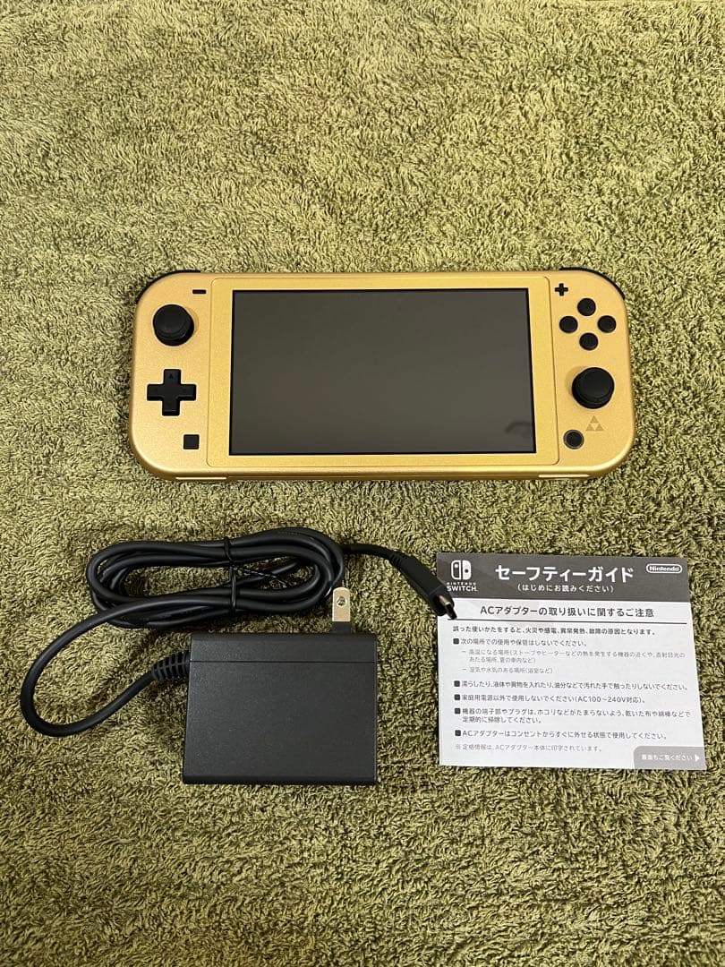 【美品】Nintendo Switch Lite ハイラルエディション