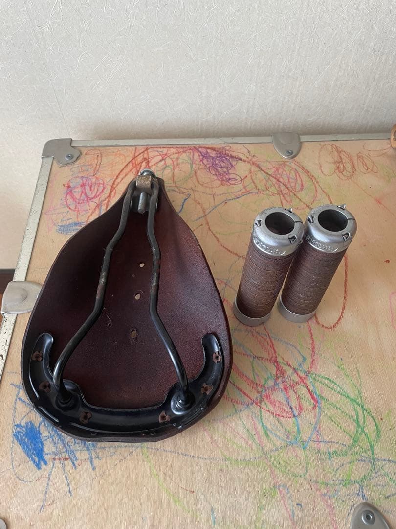 BROOKS レザーサドルとグリップセット