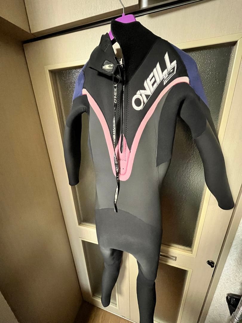 オニール　セミドライウェットスーツ