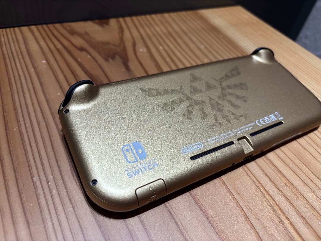 Nintendo Switch Lite ハイラルエディション　含む4点セット