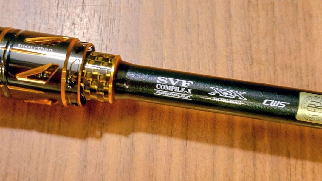 【新品同様極美品】25モアザン 90MLM・J