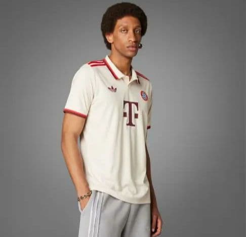 国内正規品【新品未使用】 FCバイエルン 24/25 サードユニフォーム