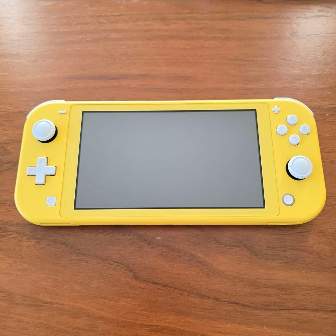 s*3様 Nintendo Switch Lite イエロー+アダプター+ケース