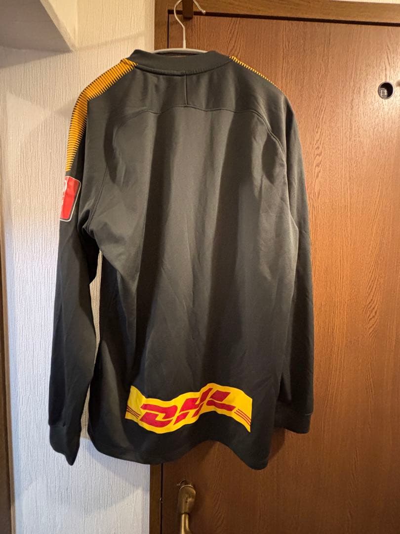 浦和レッズ　ジャージ上下セット