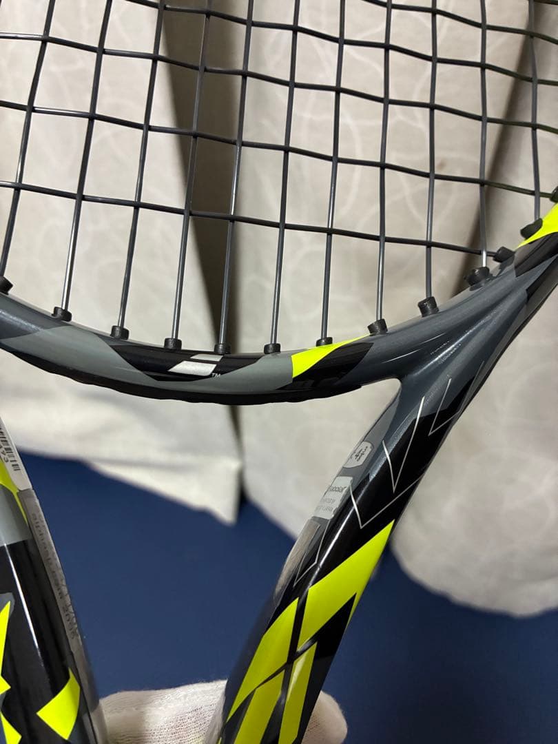 バボラ ピュアアエロ 98 グリップ3（国内正規品・24年11月ガット張替済）